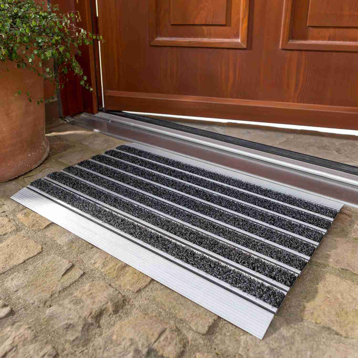 Aluminium Fußmatte Elegant Mat • Türmatte mit feiner oder grober Oberfläche - WohnDirect.com - Heimtextilien für stilvolles Wohnambiente
