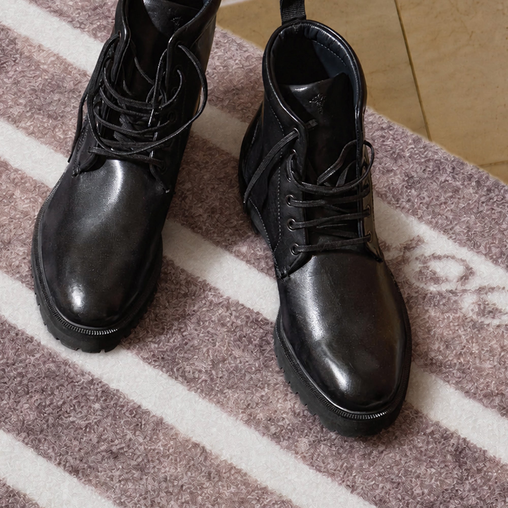 JOOP! WELCOME MATS Logo Stripes - robust & komfortabel