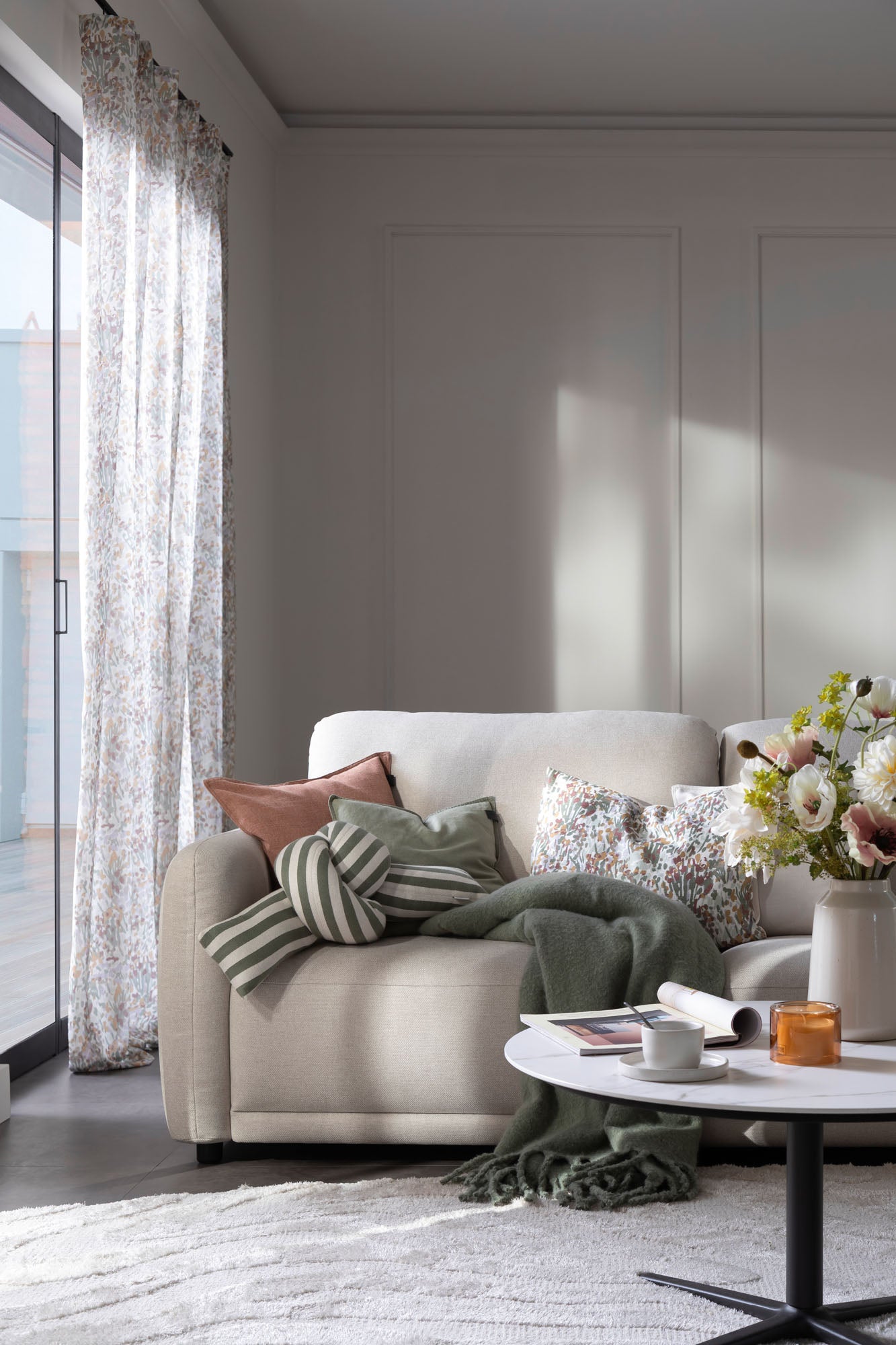 Schöner Wohnen Transparenter Fertigschal mit verdecktem Schlaufenband – 130x250 cm & 135x250 cm