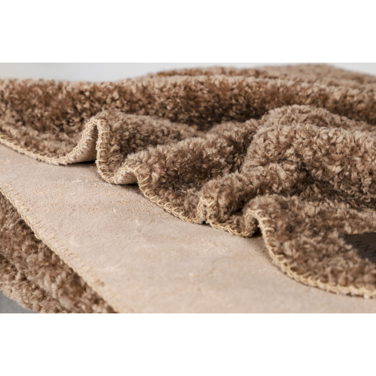 JOOP! Kuscheldecke CURLY 140x200 cm – Teddy & Fleece, Kornblume