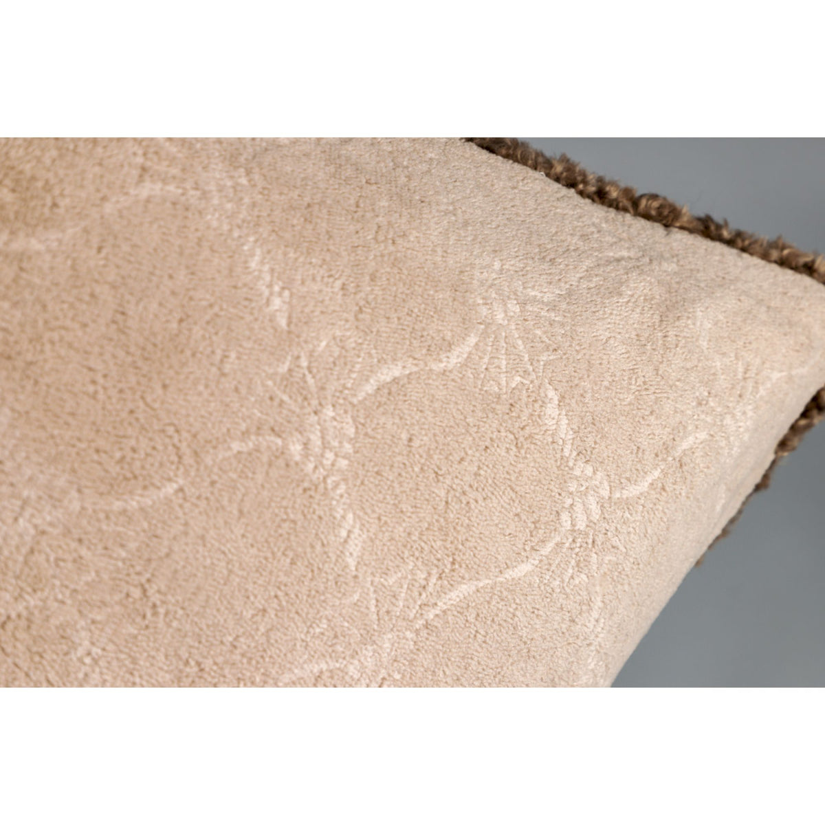 JOOP! Kissenhülle CURLY 50x50 cm – Teddy & Fleece