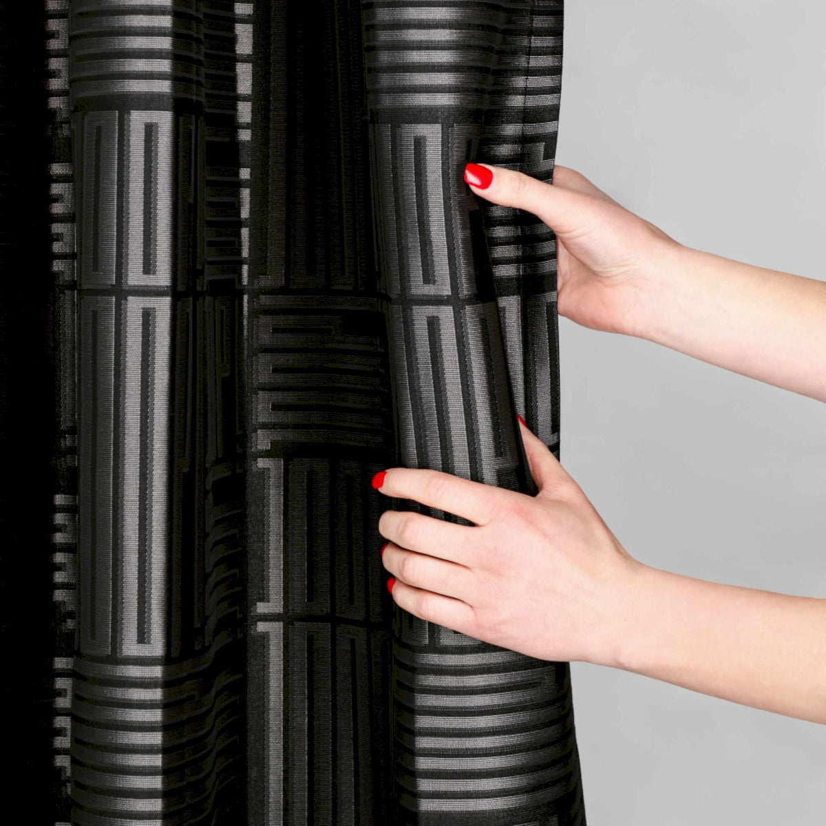 JOOP! Ösenvorhang FINE BARS 140x250 cm – blickdicht, Schriftzug
