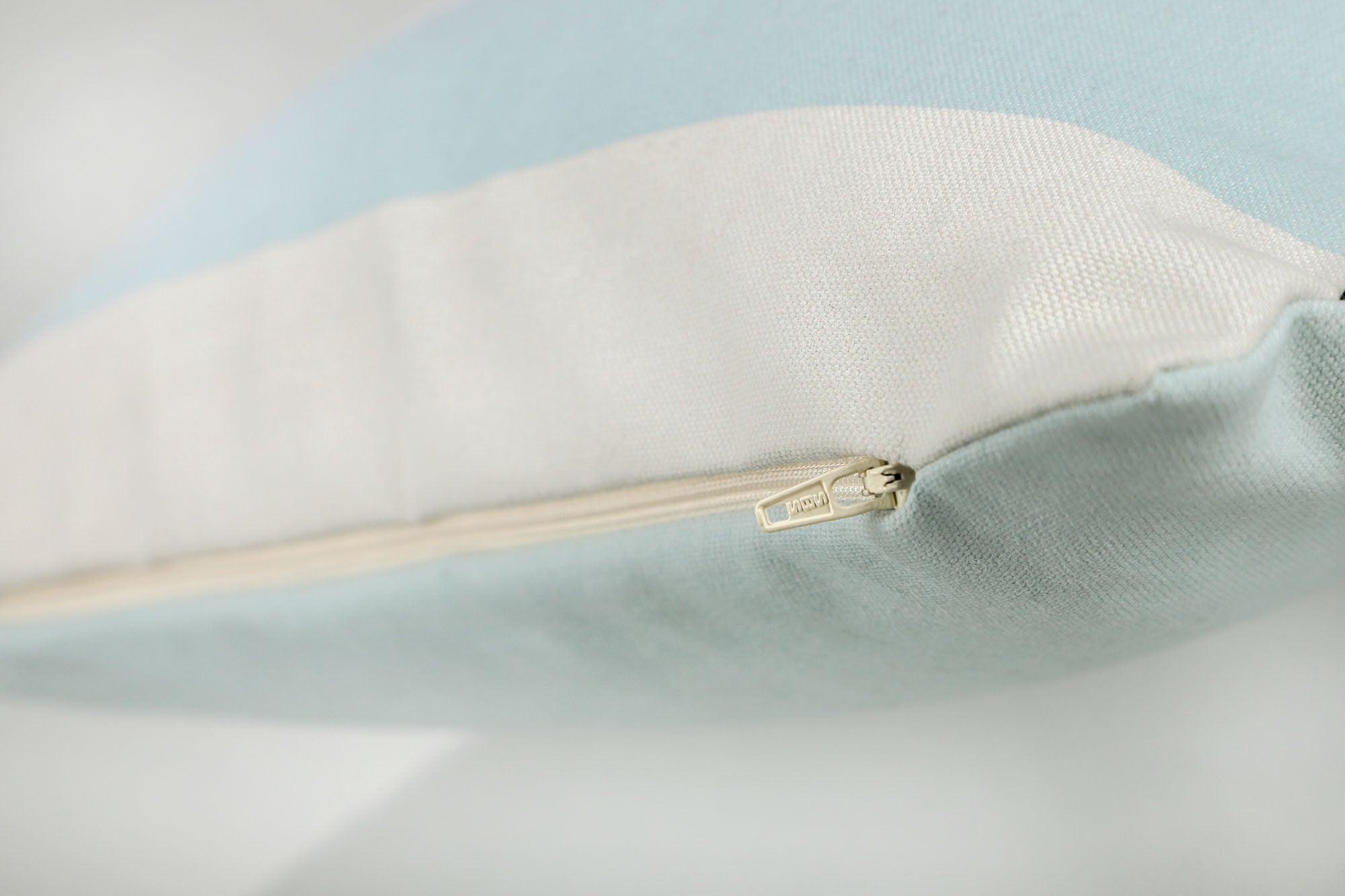 Tom Tailor Zierkissenhülle gewebt – Fröhliche Sommermotive, Streifen & maritime Prints, dekorative Stickereien, pflegeleichter Materialmix