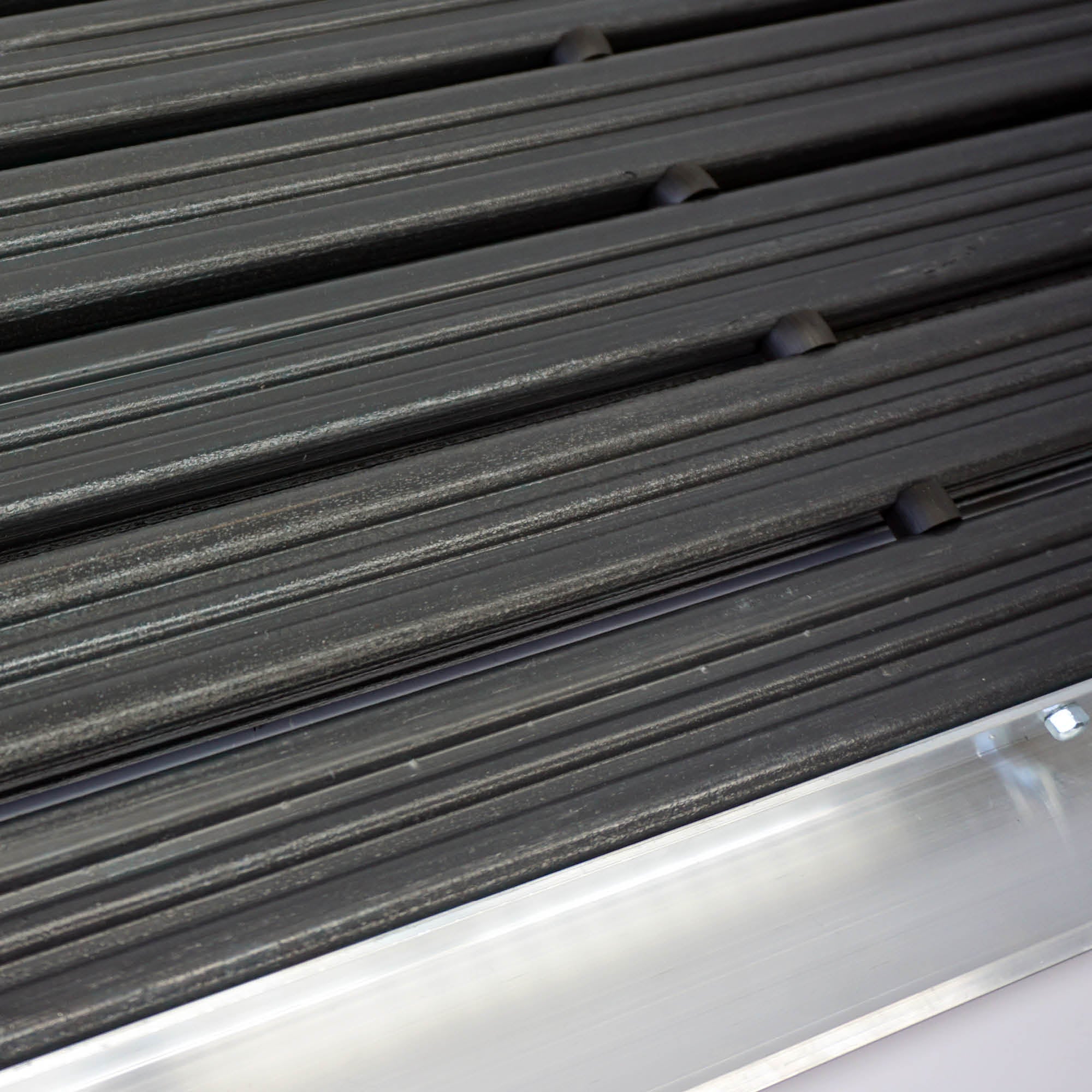 Fußmatte SUPER BRUSH – Aluminiumkante & Bürsten