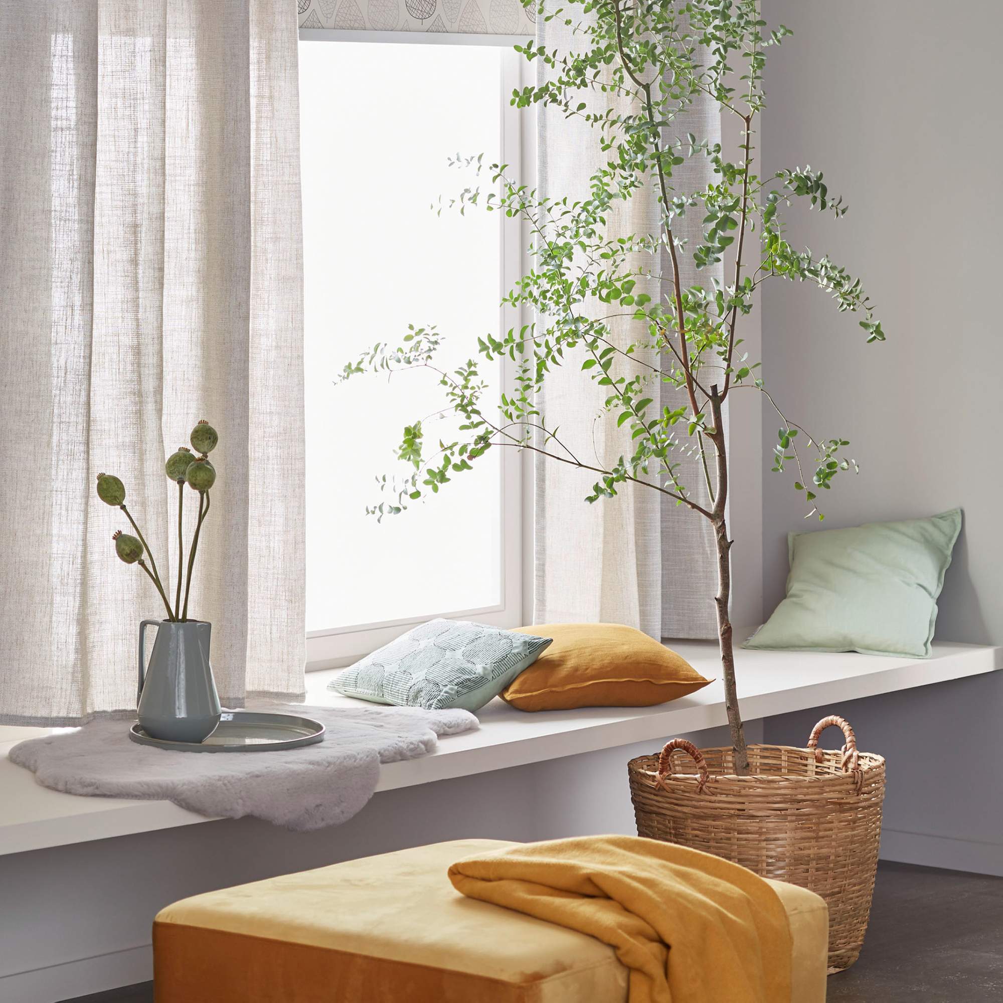 Kunstfellteppich Tender • schaffellform, rund oder als Teppich • 100% Polyester