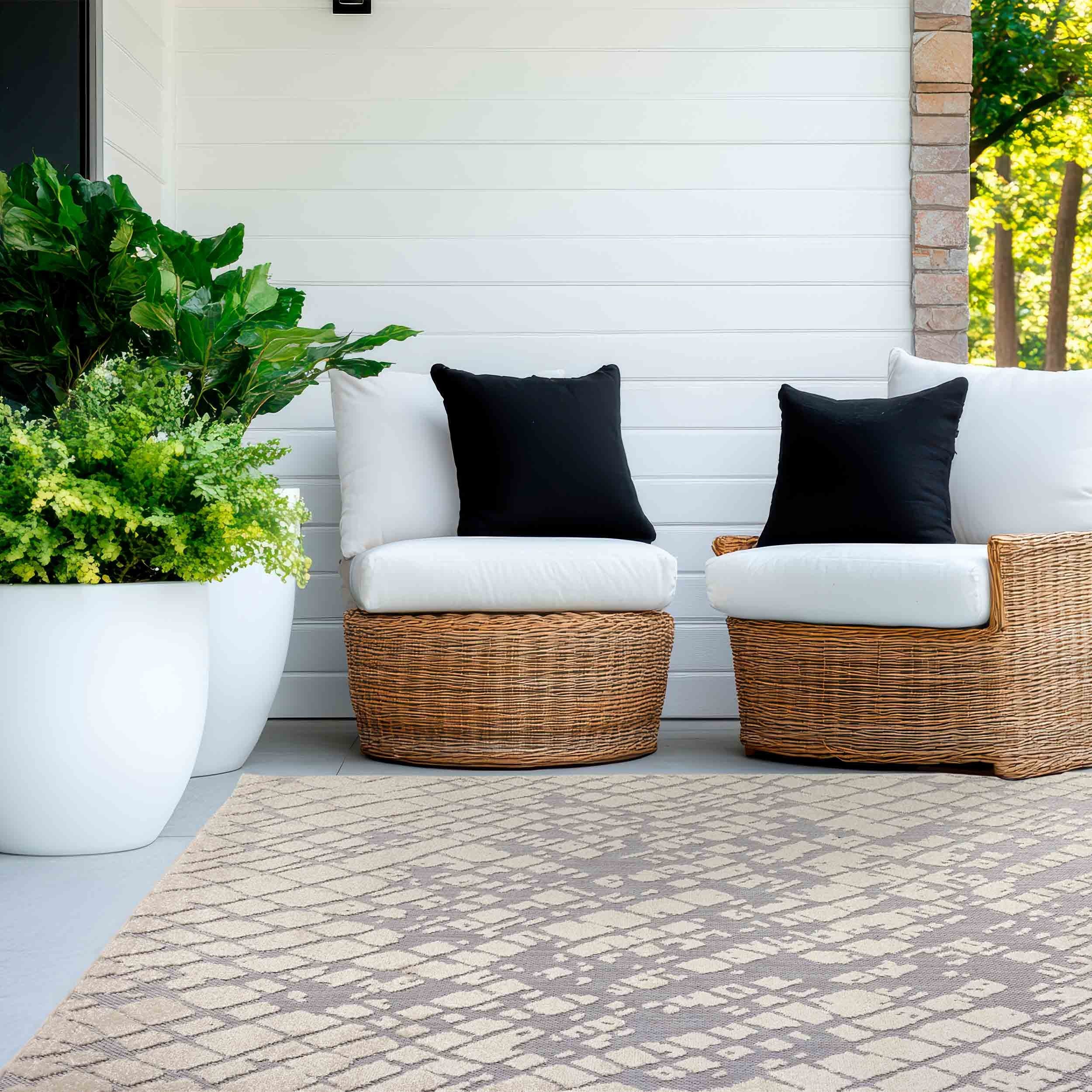 Teppich SERINA in 3 Größen und 4 Designs