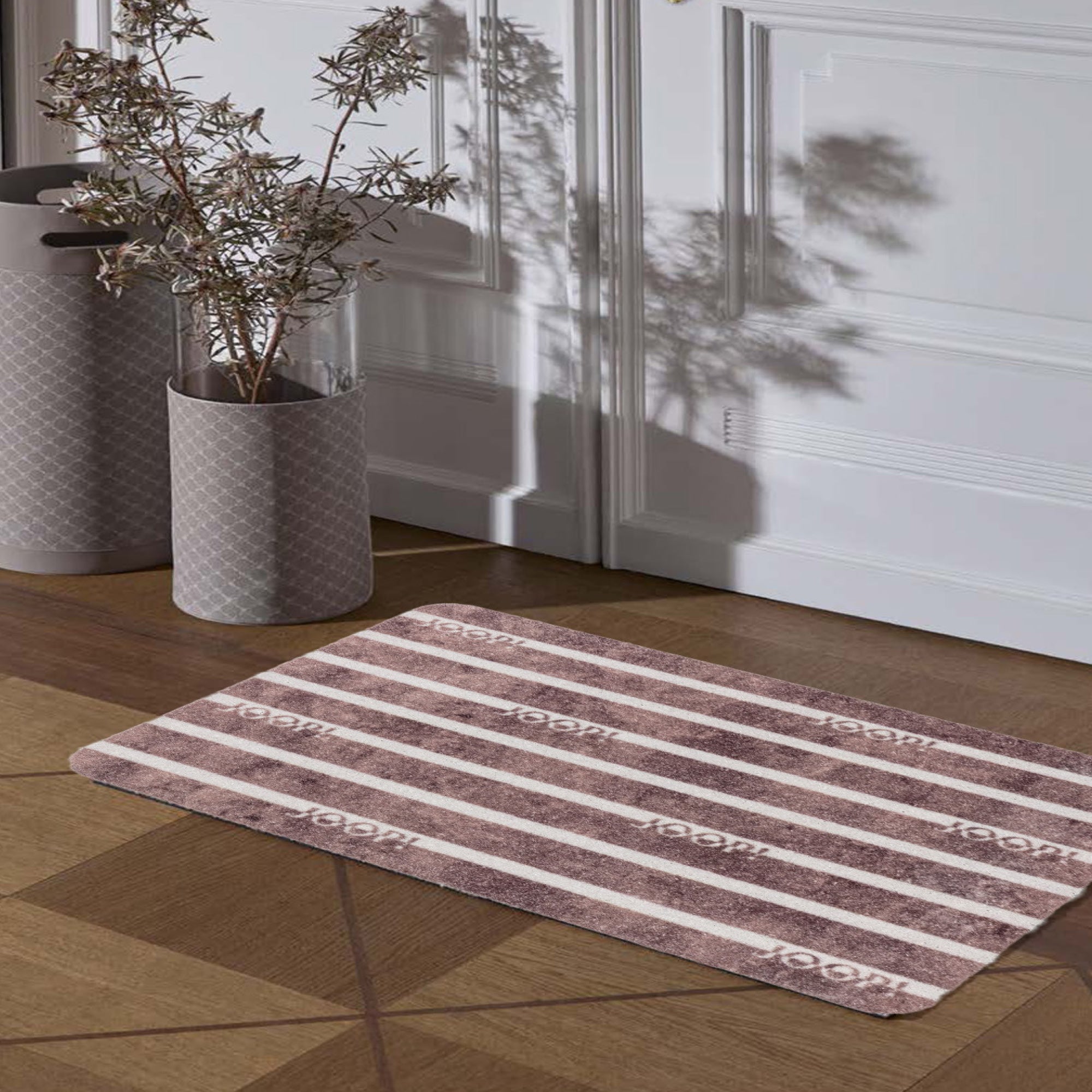 JOOP! WELCOME MATS Logo Stripes - robust & komfortabel
