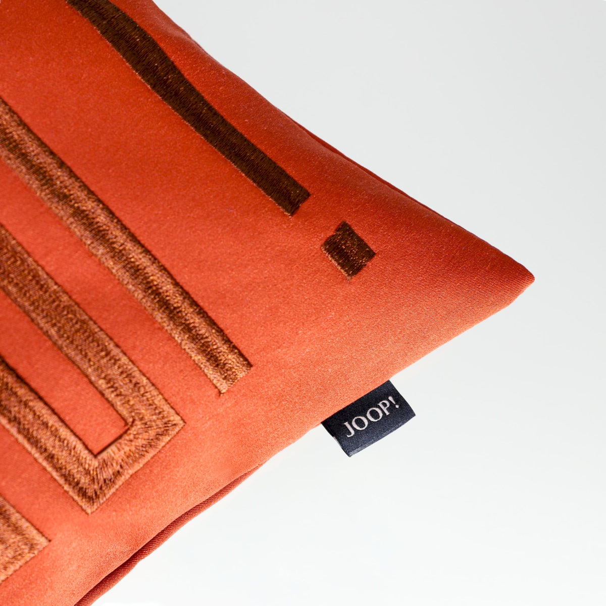 JOOP! Zierkissenhülle mit Stickerei, edles Design, 100% Polyester