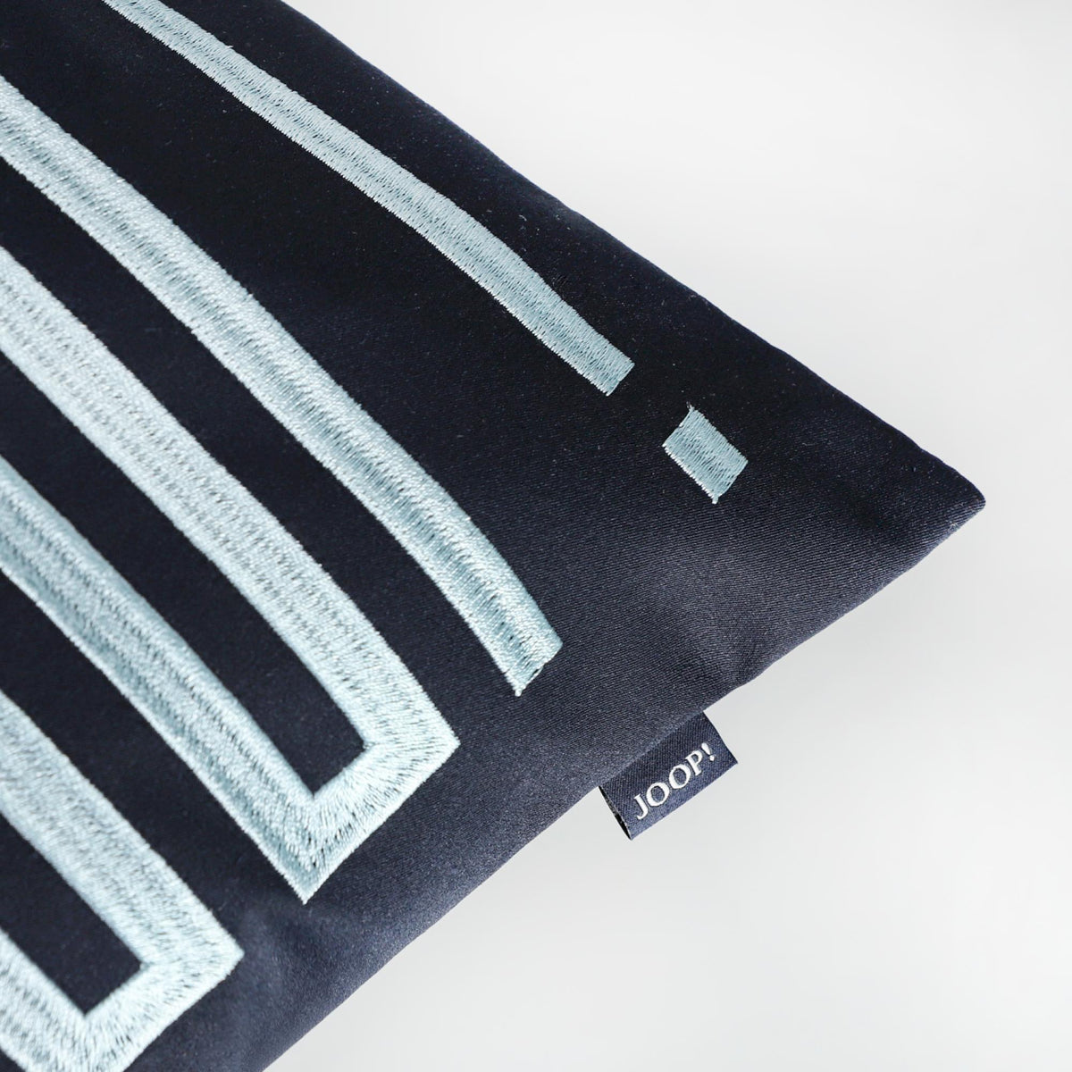 JOOP! Zierkissenhülle mit Stickerei, edles Design, 100% Polyester