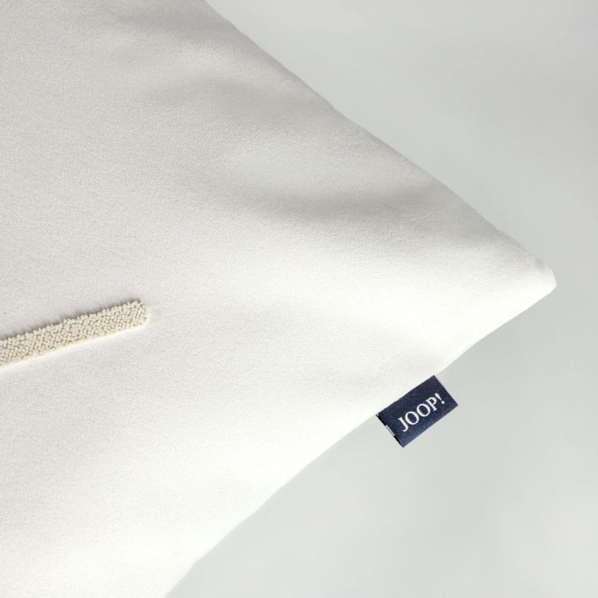 JOOP! Zierkissenhülle Label mit gesticktem Logo aus 100% Polyester