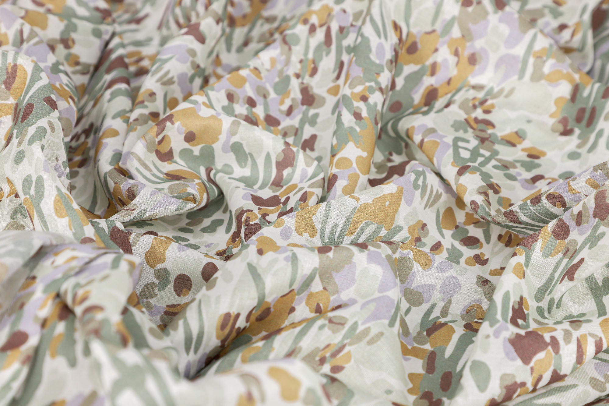 Schöner Wohnen Transparenter Fertigschal mit verdecktem Schlaufenband – 130x250 cm & 135x250 cm