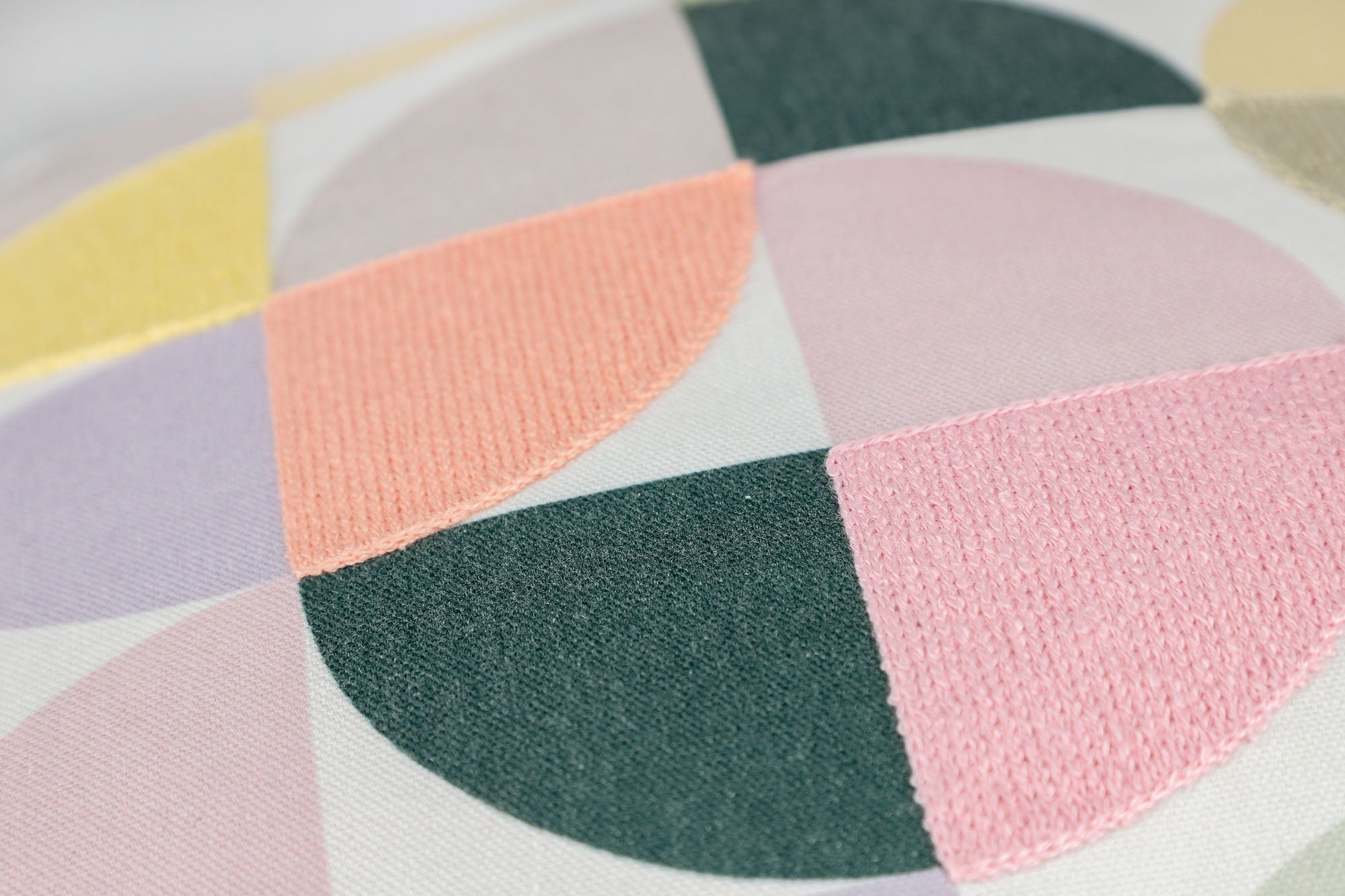 Tom Tailor Zierkissenhülle gewebt – Fröhliche Sommermotive, Streifen & maritime Prints, dekorative Stickereien, pflegeleichter Materialmix