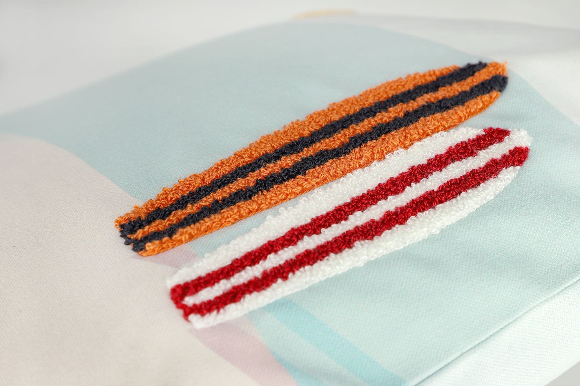 Tom Tailor Zierkissenhülle gewebt – Fröhliche Sommermotive, Streifen & maritime Prints, dekorative Stickereien, pflegeleichter Materialmix