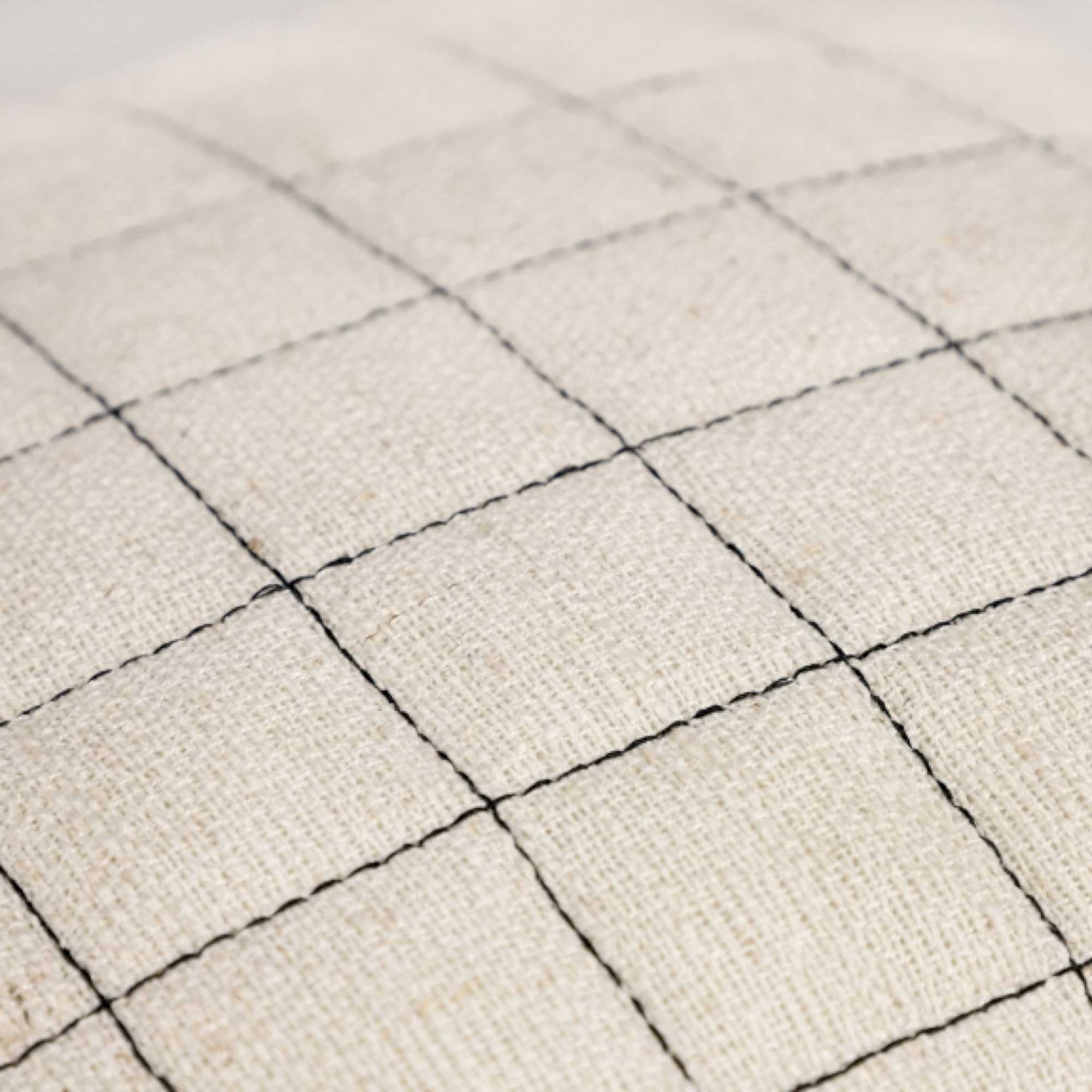 Kissenhülle Grid mit Karomuster und Quasten 45 x 45 cm - WohnDirect.com - Heimtextilien für stilvolles Wohnambiente