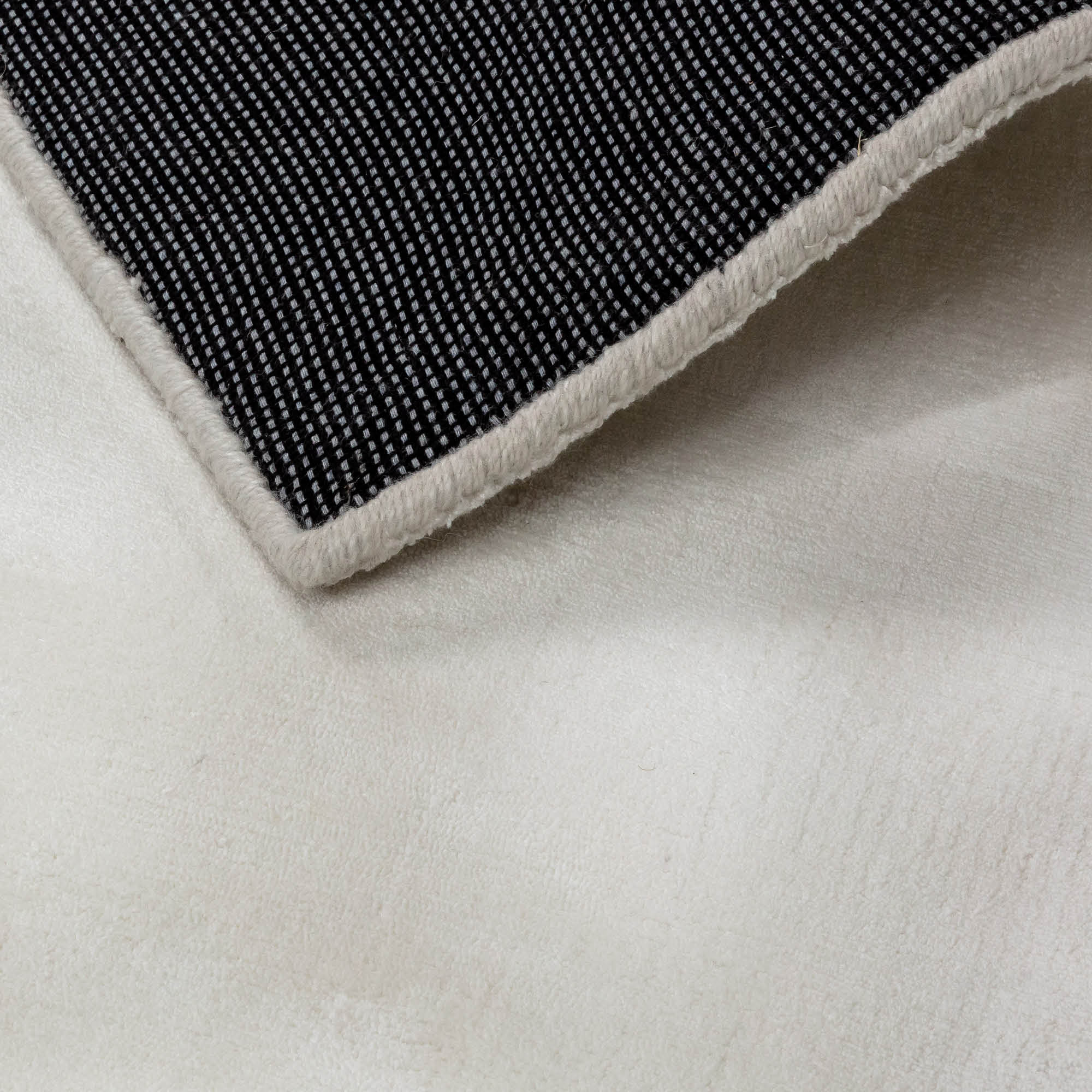 Teppich  JOOP! CIRCLES - handgewebt & seidig weich