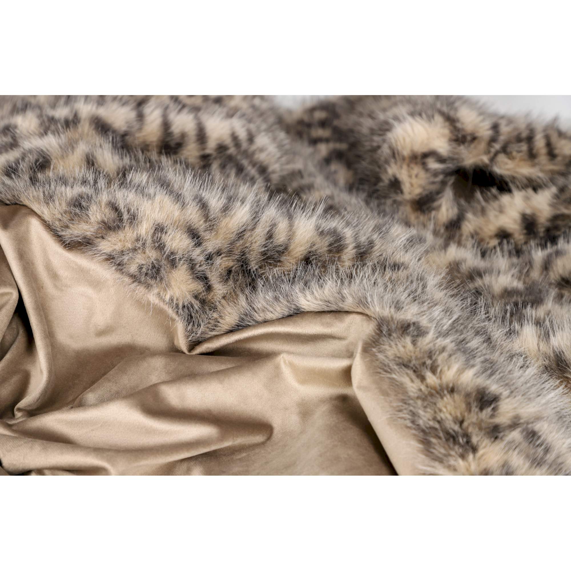 Luxus Wohndecke mit Leopardenmuster von Sportalm – weich, stilvoll & waschbar, 130x170cm