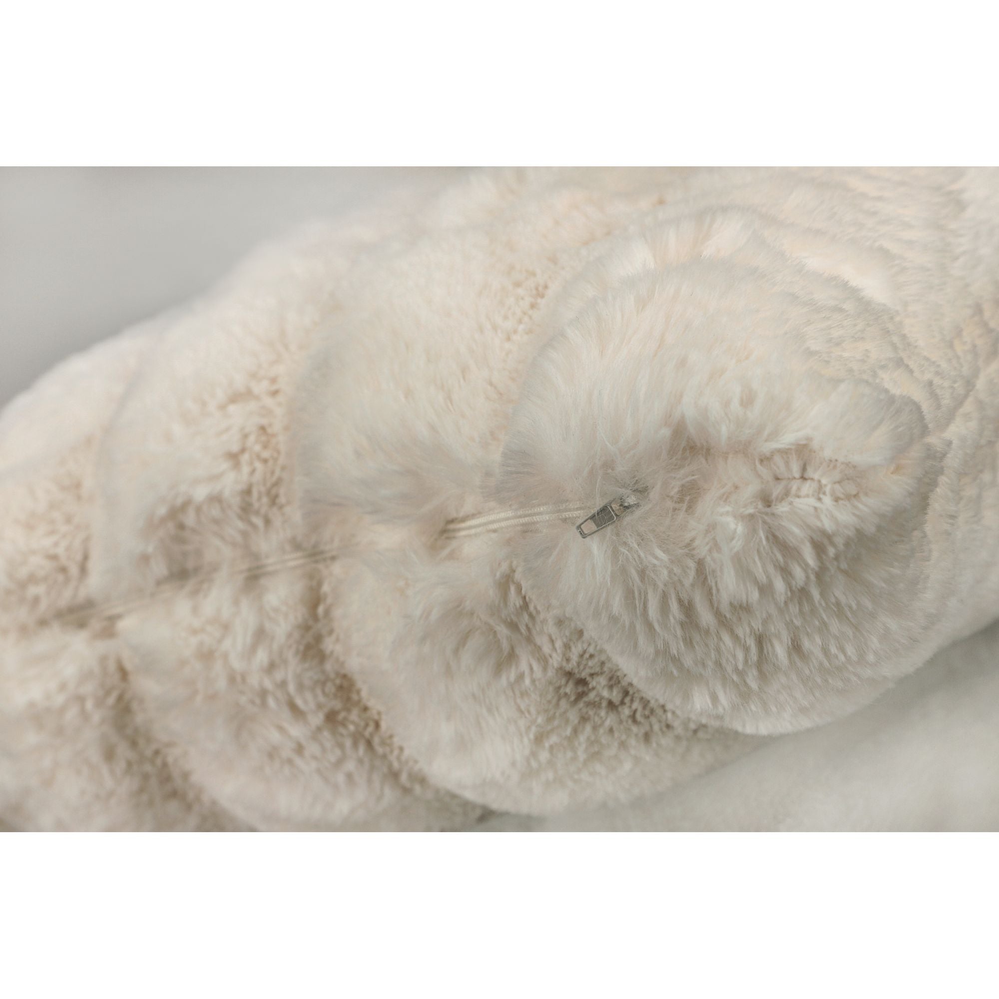 Zierkissenhülle Sportalm Doubleside Fake Fur – Greige, 50x50 cm