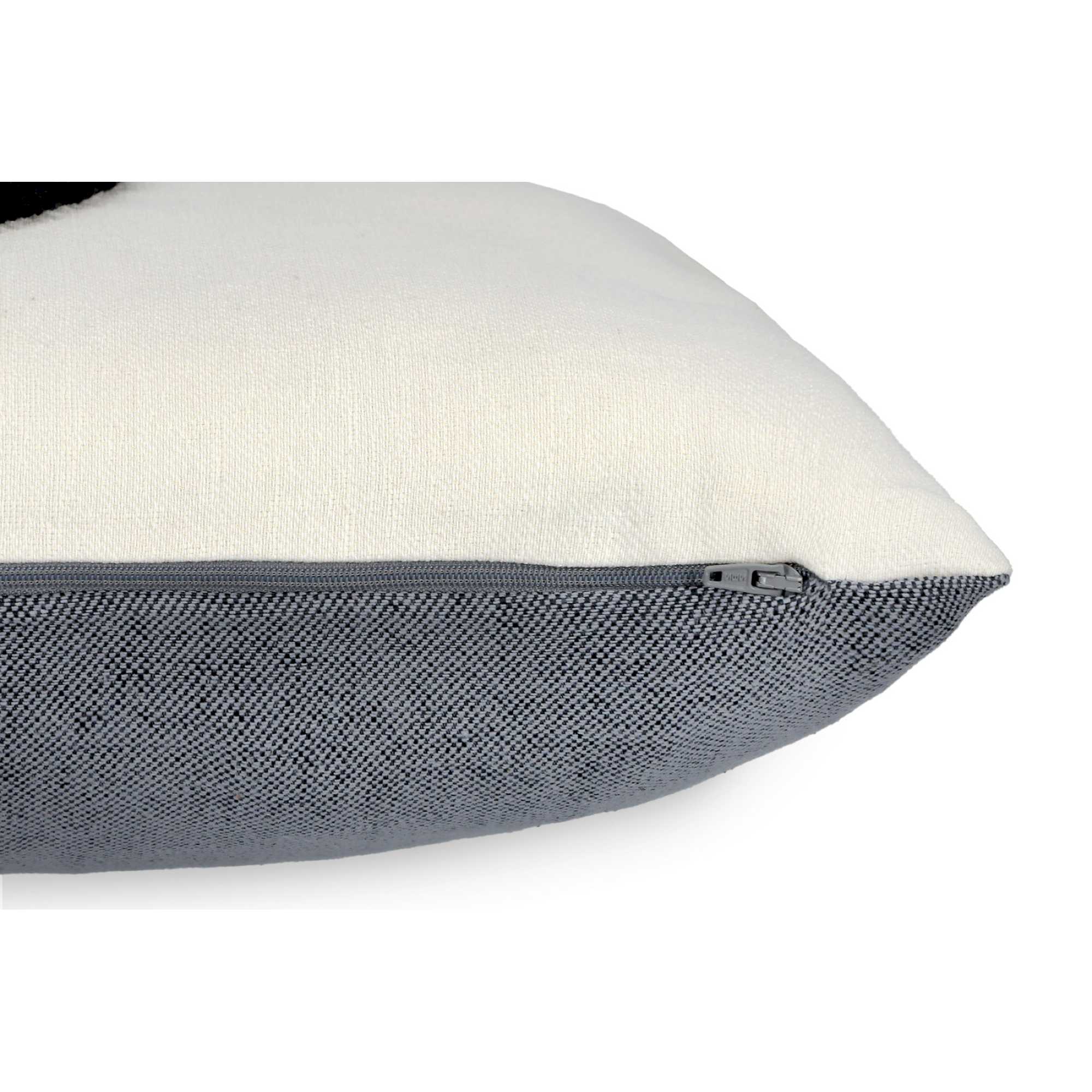 Kissenhülle Soon mit Farbblöcken und Stickerei 38 x 58 cm - WohnDirect.com - Heimtextilien für stilvolles Wohnambiente