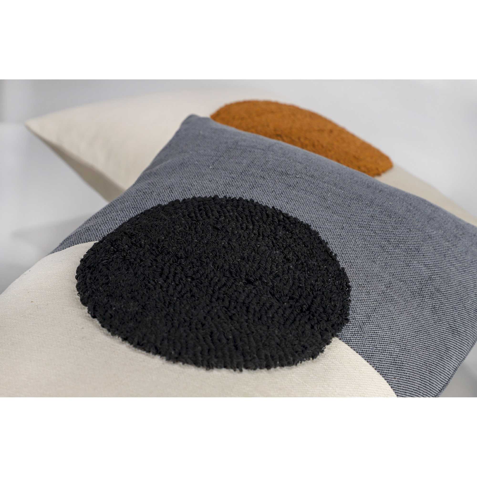 Kissenhülle Soon mit Farbblöcken und Stickerei 38 x 58 cm - WohnDirect.com - Heimtextilien für stilvolles Wohnambiente